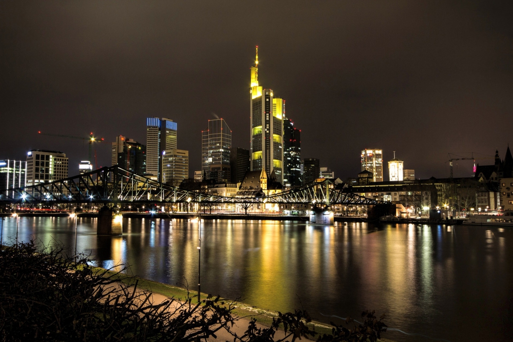 frankfurt-1709969_1920